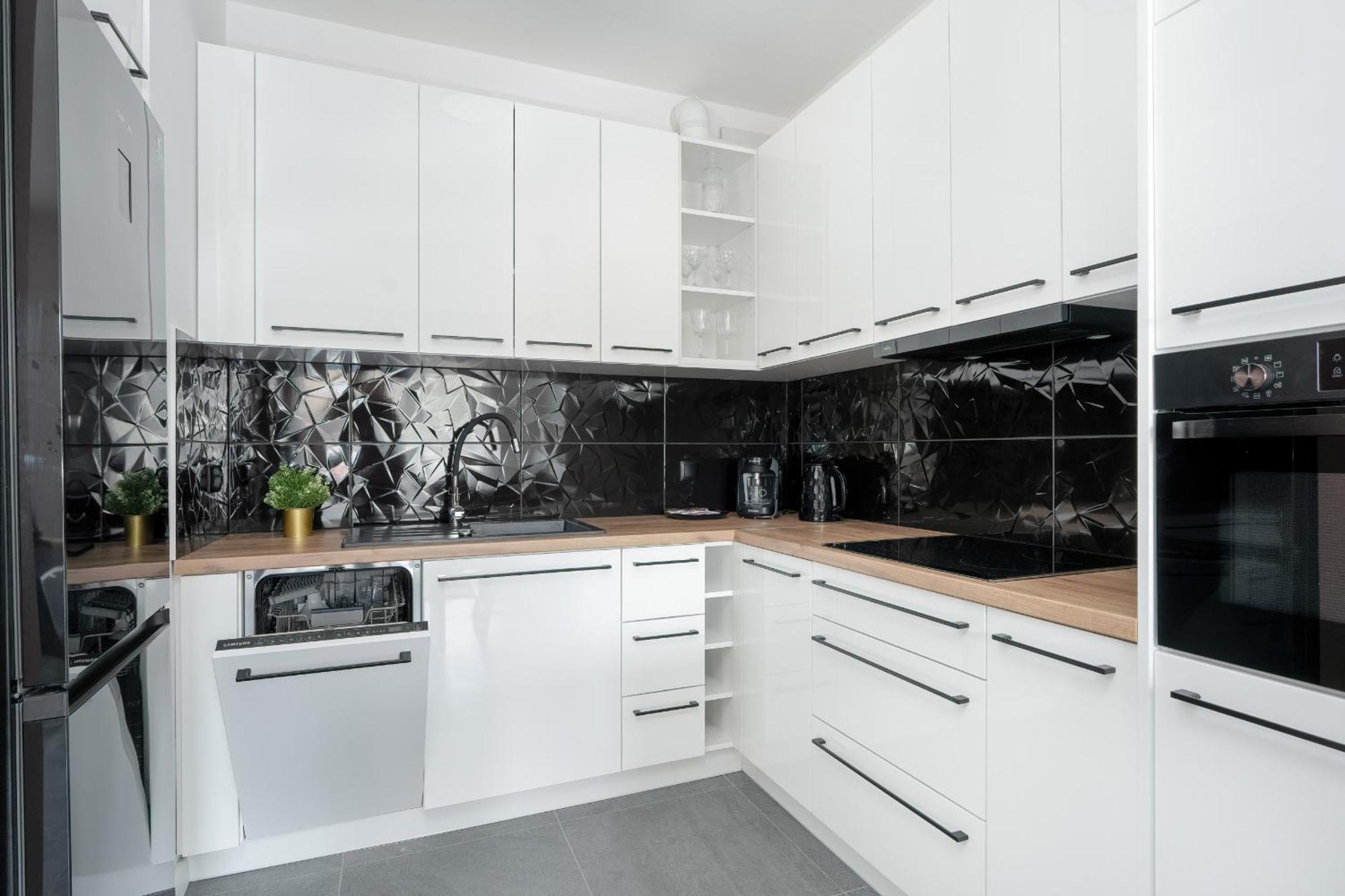 City Center Apartments With Gym & Free Garage Poznan By Noclegi Renters Exterior foto